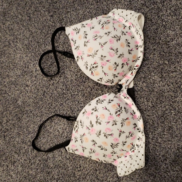 Victoria's Secret Other - 5/$25- Victoria's Secret 34B Plunge Bra